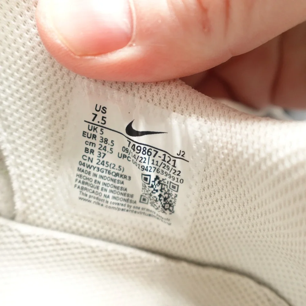 Nike Shoes Womens 7.5 White Green Court Royale Vision Low Sneakers 749867-121